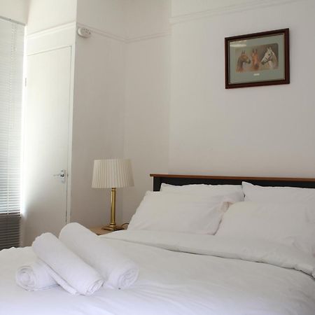 F2S Serviced Apartments 2Bedroom Terrace House With Free Wifi Netflix Suitable For Contractors Walking Distance To Train Station Derby Exteriér fotografie