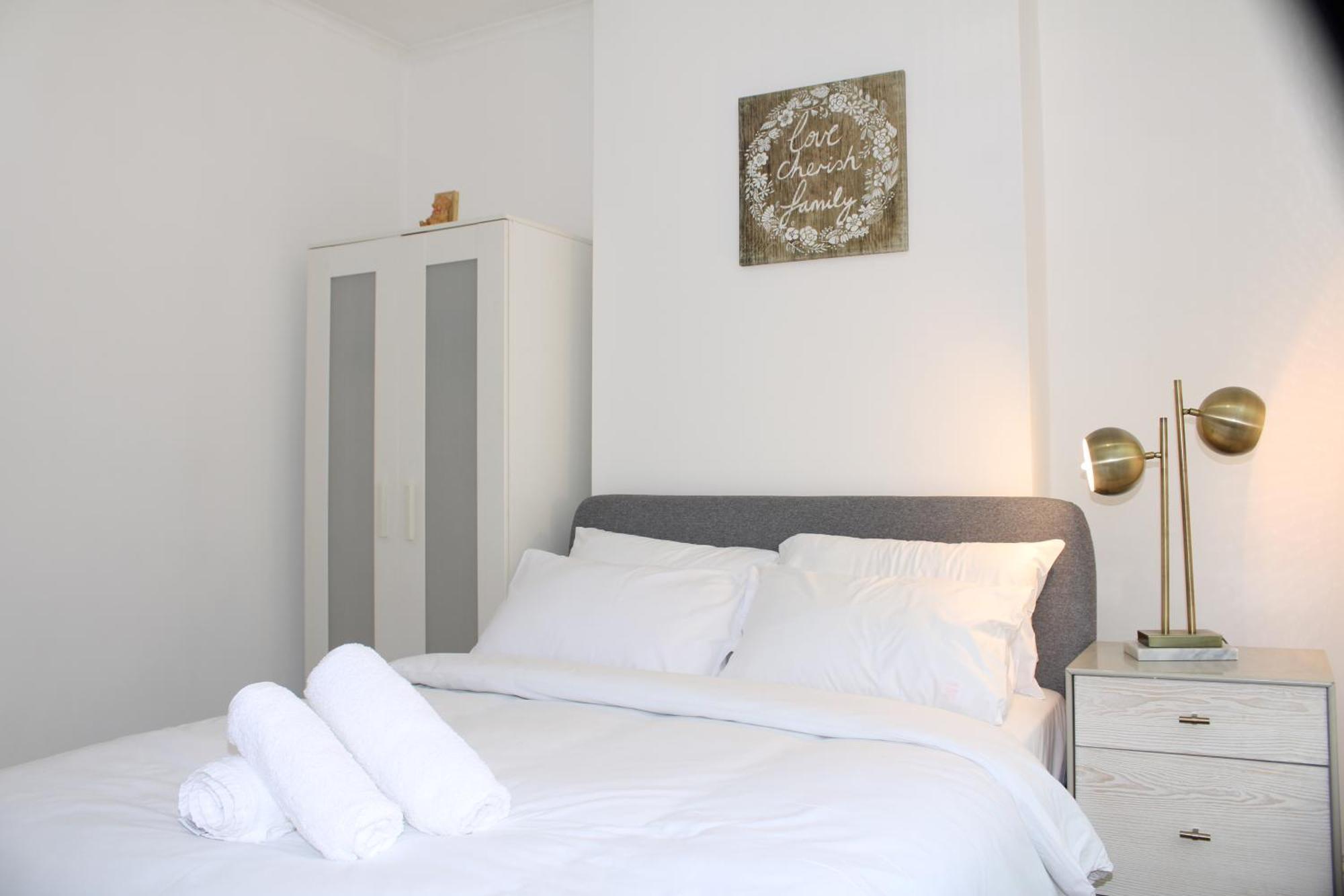 F2S Serviced Apartments 2Bedroom Terrace House With Free Wifi Netflix Suitable For Contractors Walking Distance To Train Station Derby Exteriér fotografie